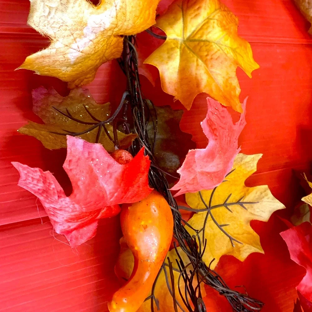 64” Vintage Maple Glitter/Sparkle Garland w/ Pumpkins Cranberries & Gourds